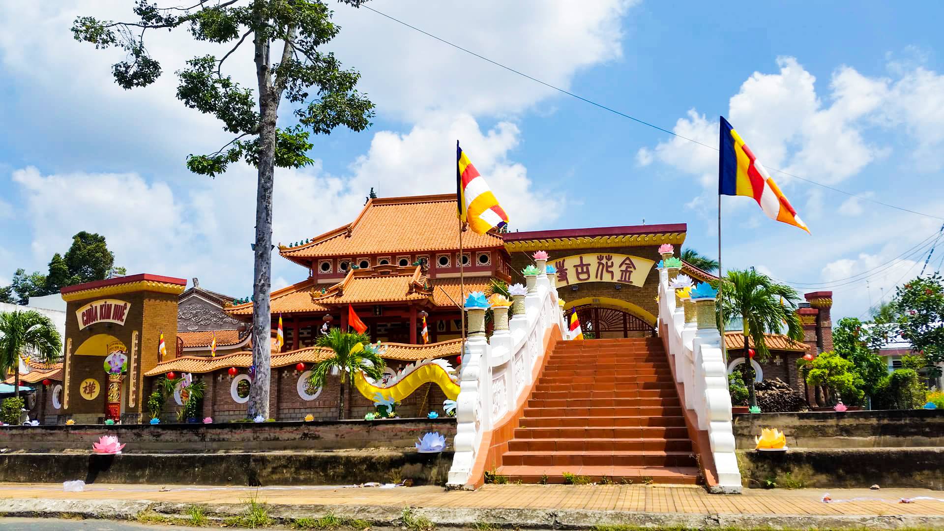 Chùa Kim Huê – Vẻ đẹp cung đình giữa lòng Sa Đéc