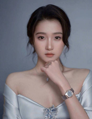 Quan Hiểu Đồng (关晓彤) "Sau khi quay xong Thập Sát Hải, giọng Bắc Kinh của tôi lại quay về rồi”